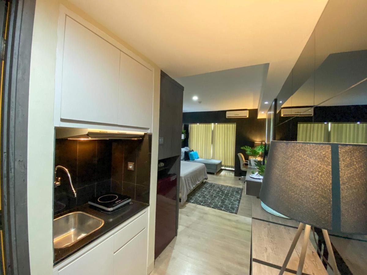Lavenderbnb Room 8 At Mataram City ยอกยาการ์ตา ภายนอก รูปภาพ